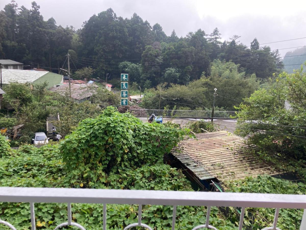 老老街 誠君民宿 Fenchihu Eksteriør billede